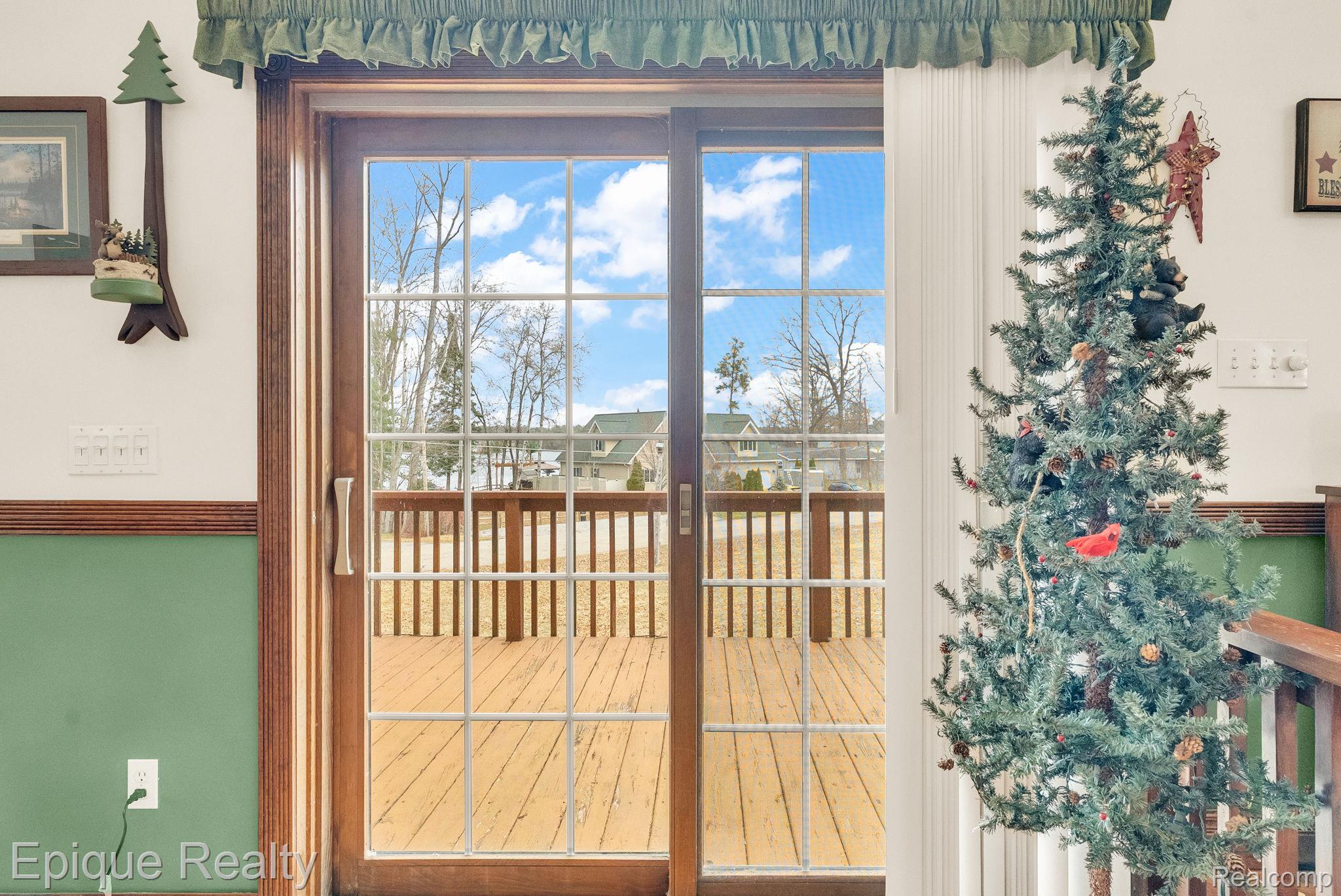 3247 Comanche Trail Property Photo 14