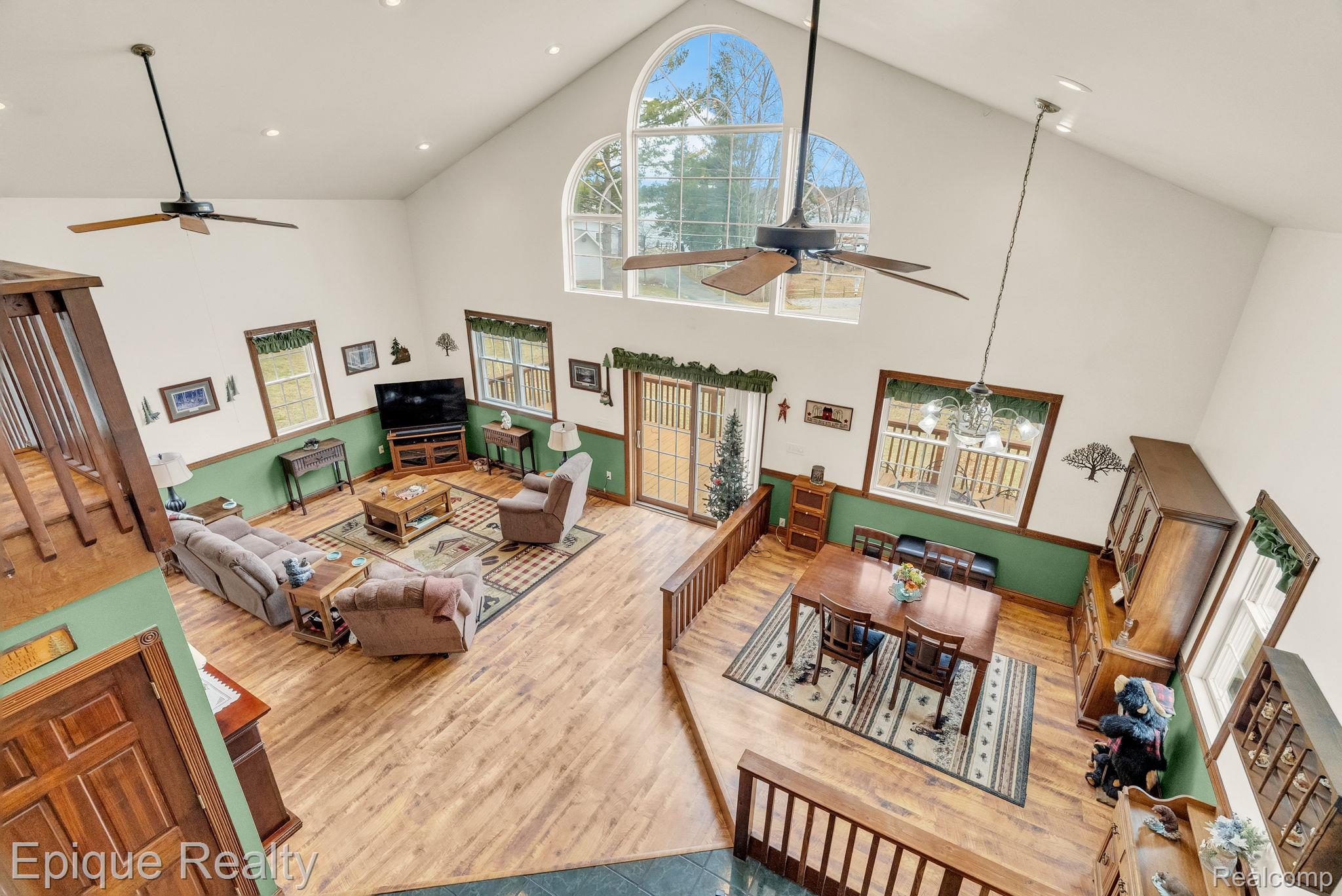 3247 Comanche Trail Property Photo 39