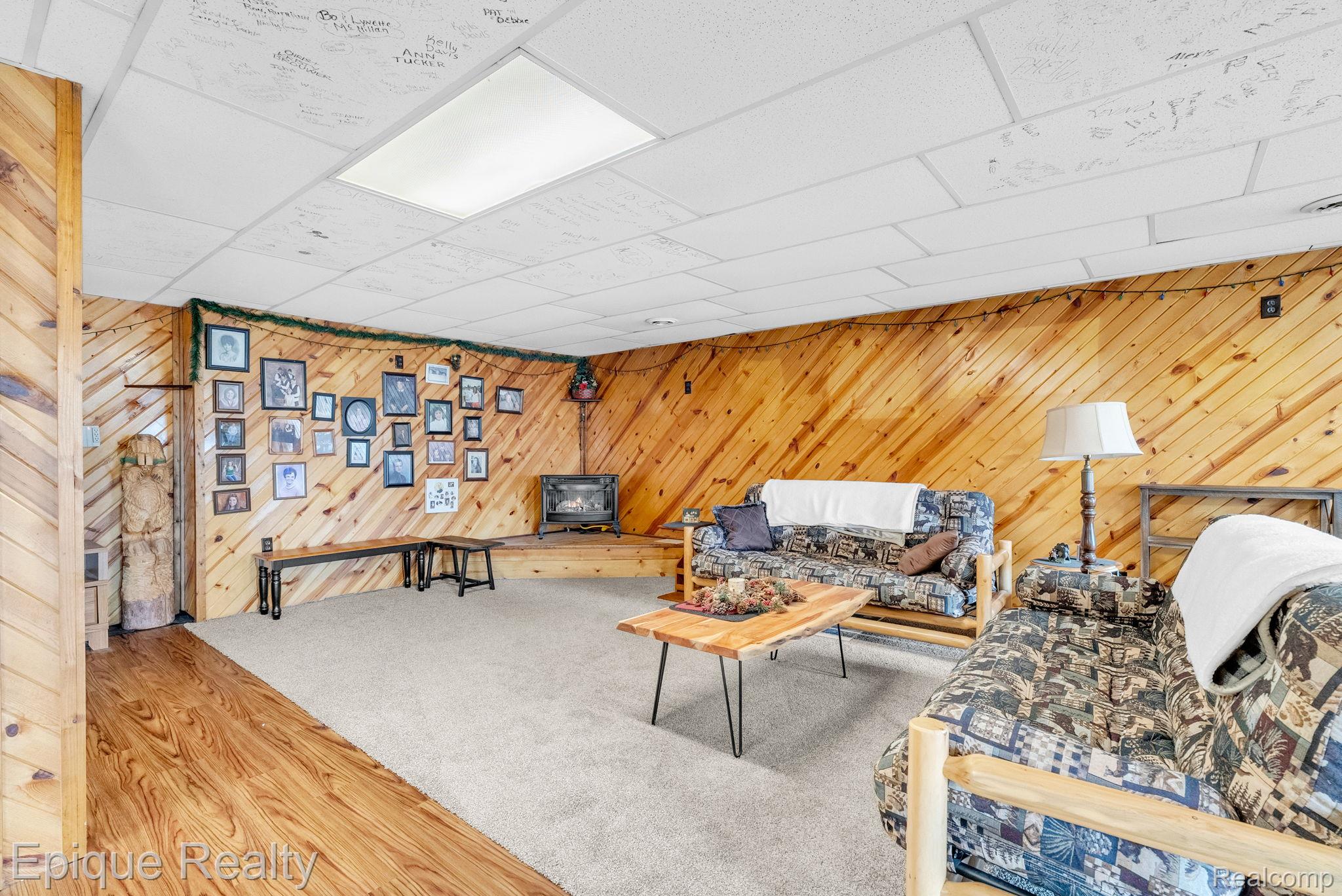 3247 Comanche Trail Property Photo 54