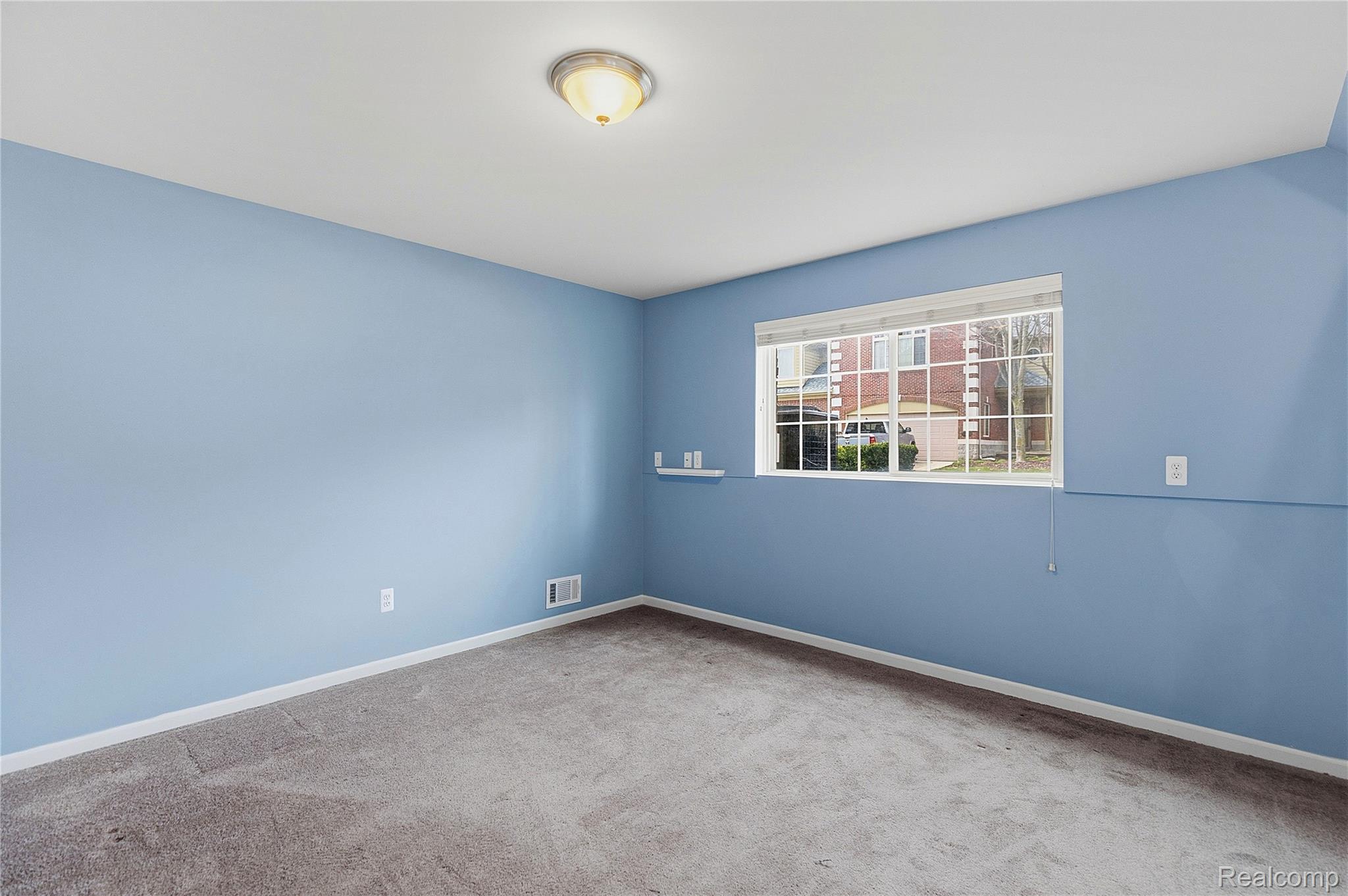 53106 Celtic Drive Property Photo 23