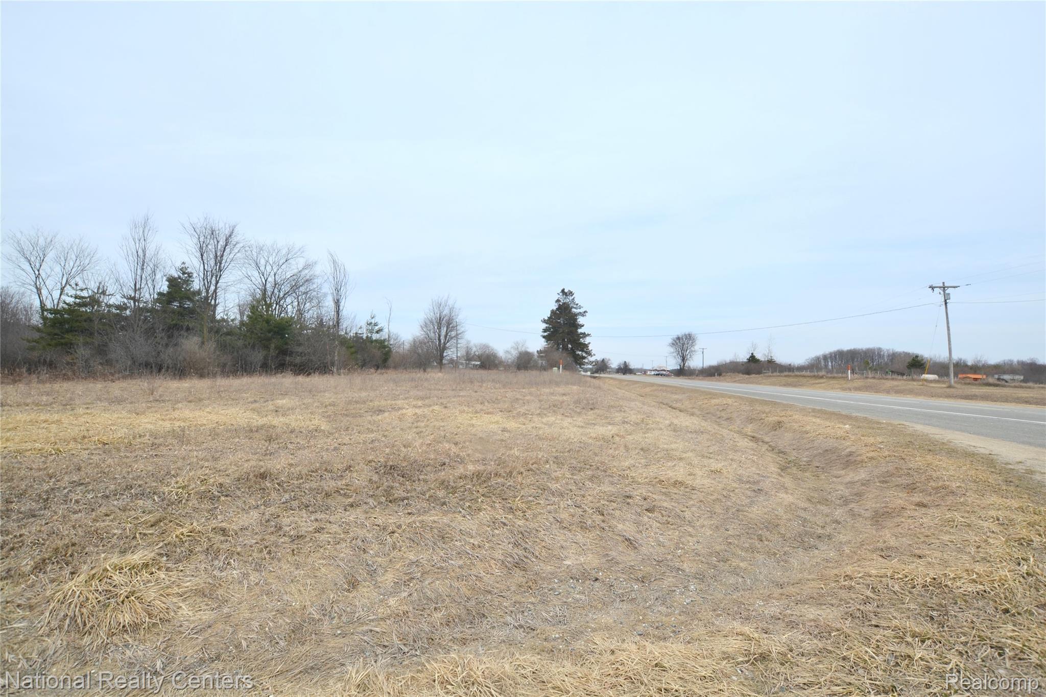 3088 7 Mile Road Property Photo 17