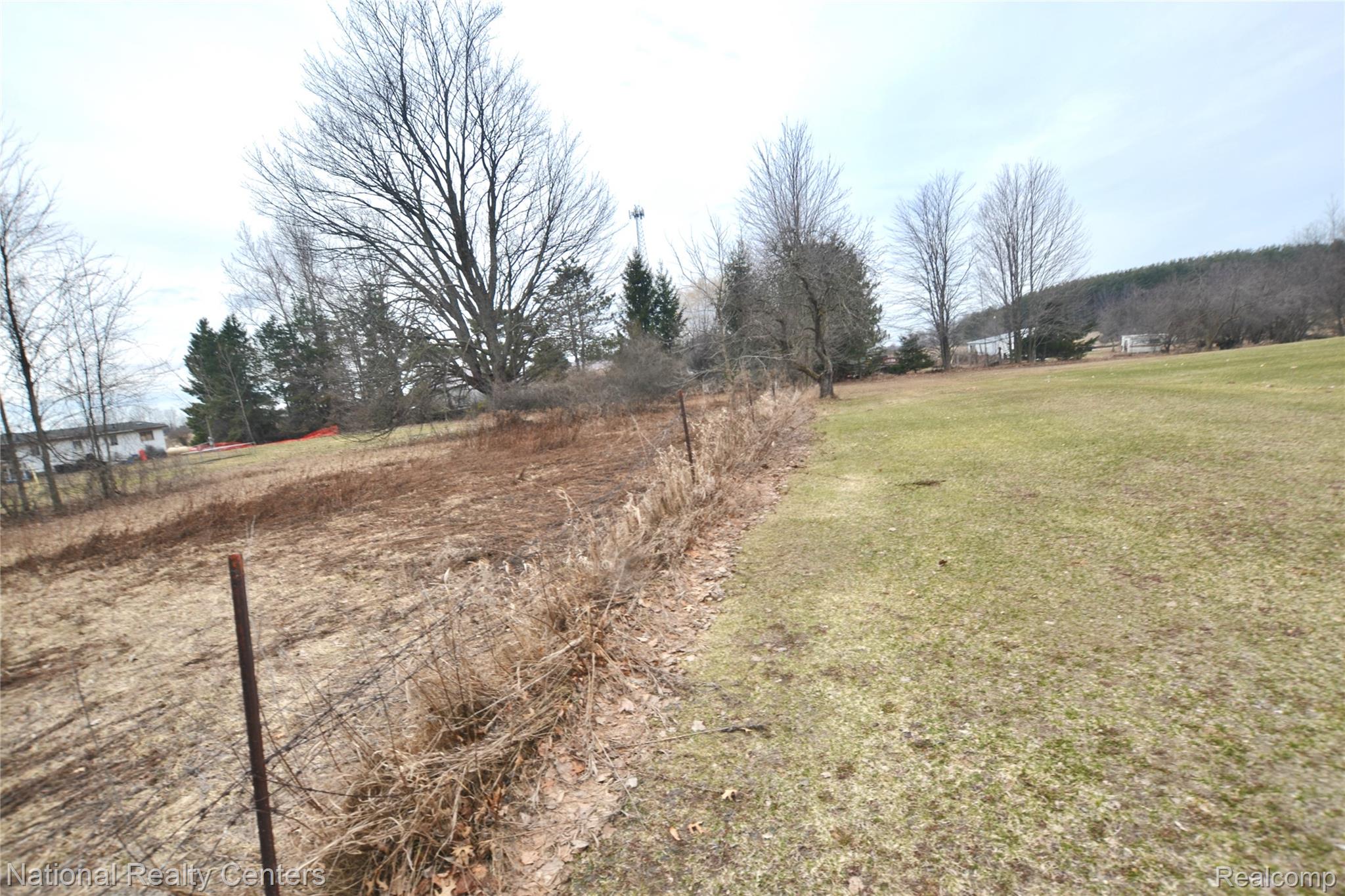 3088 7 Mile Road Property Photo 22