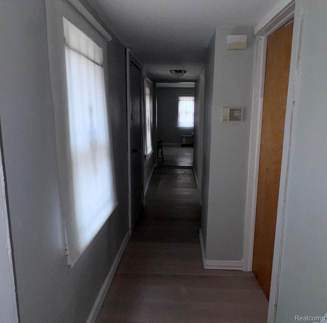 6240 S Labelle Drive Property Photo 9