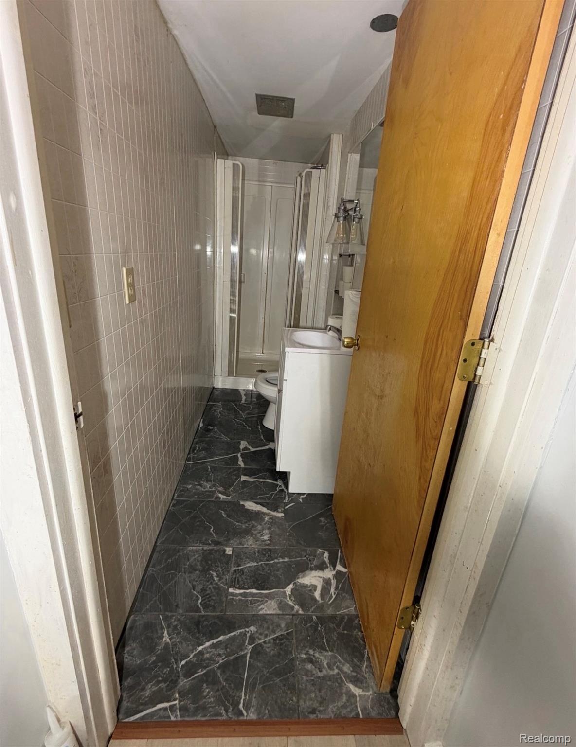 6240 S Labelle Drive Property Photo 10