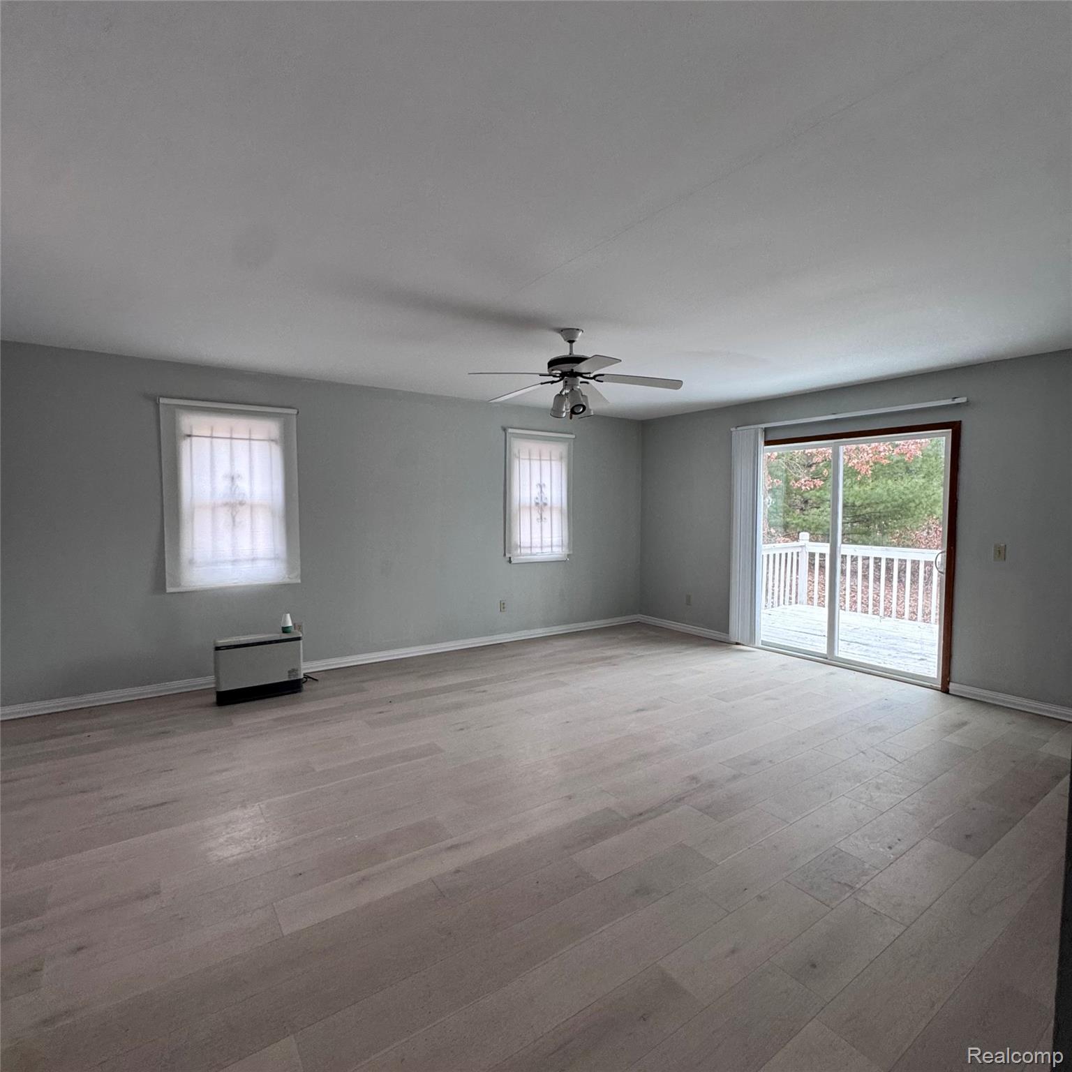 6240 S Labelle Drive Property Photo 12