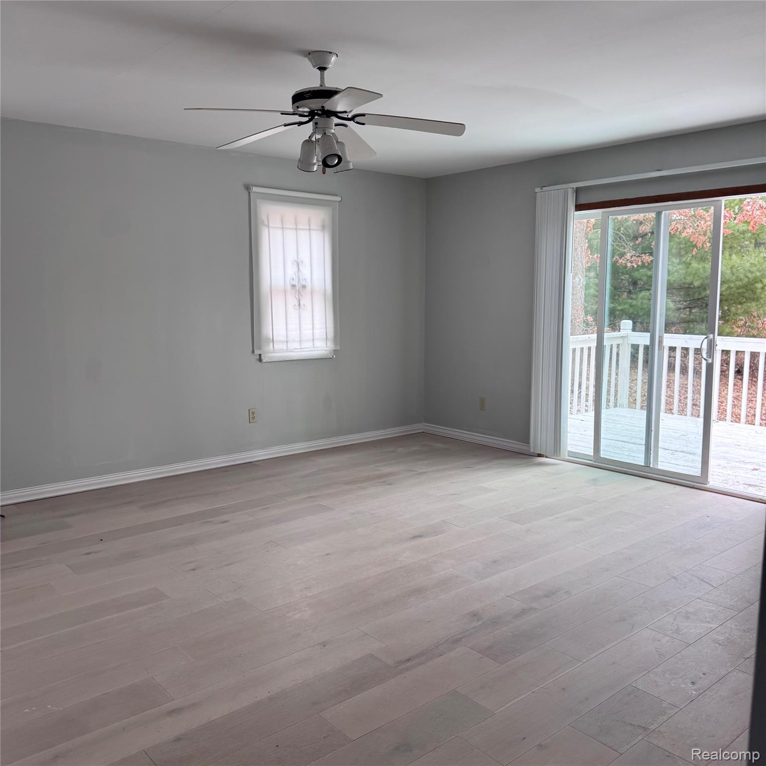 6240 S Labelle Drive Property Photo 14