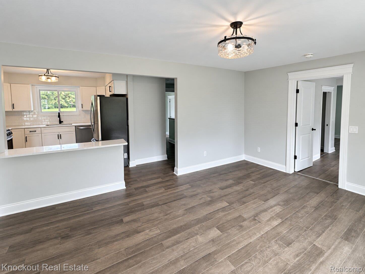 9239 Lange Road Property Photo 14