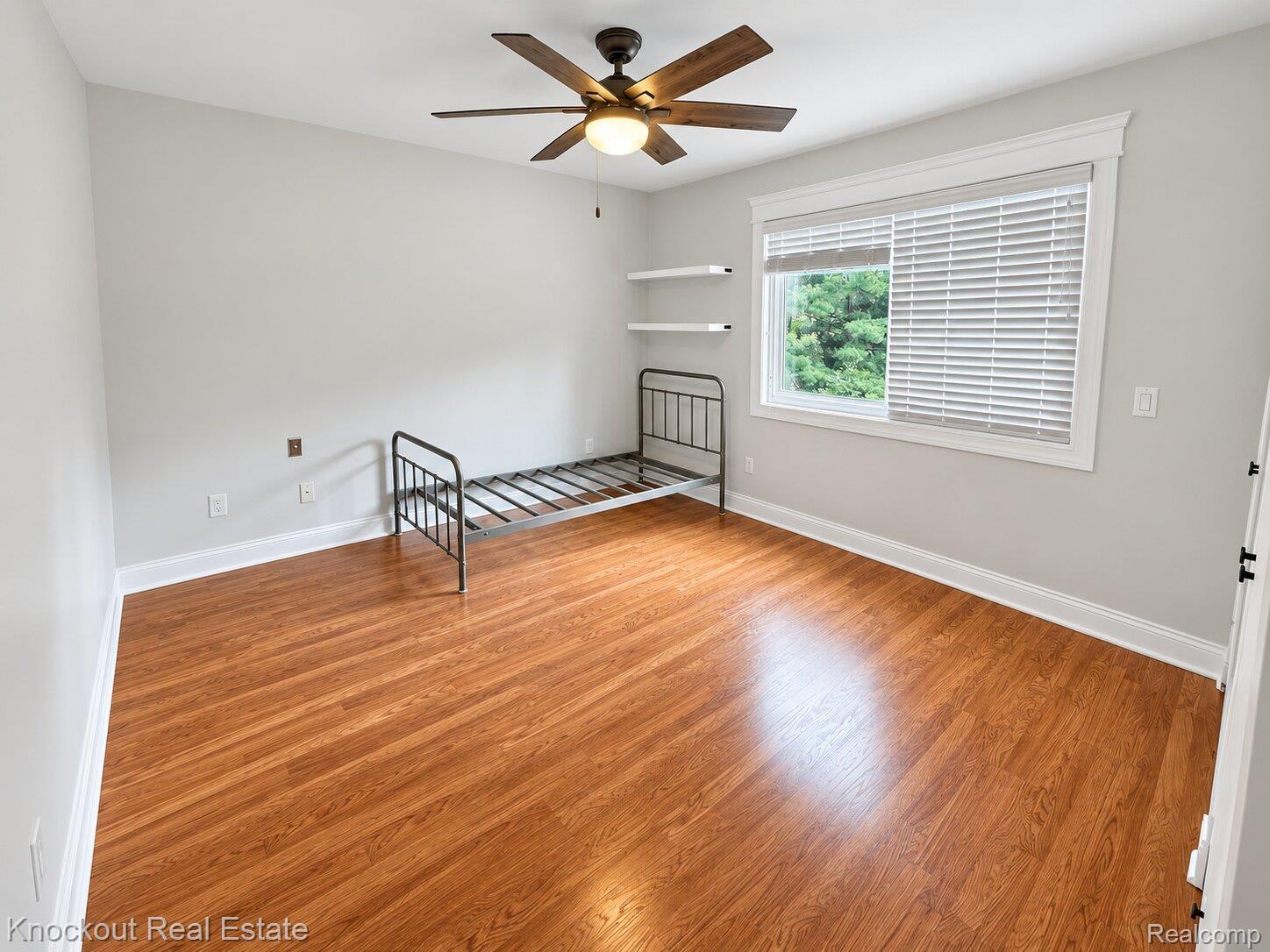 9239 Lange Road Property Photo 26