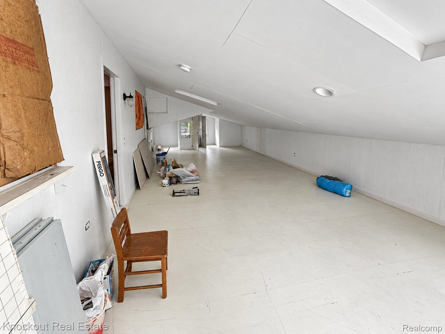 9239 Lange Road Property Photo 31