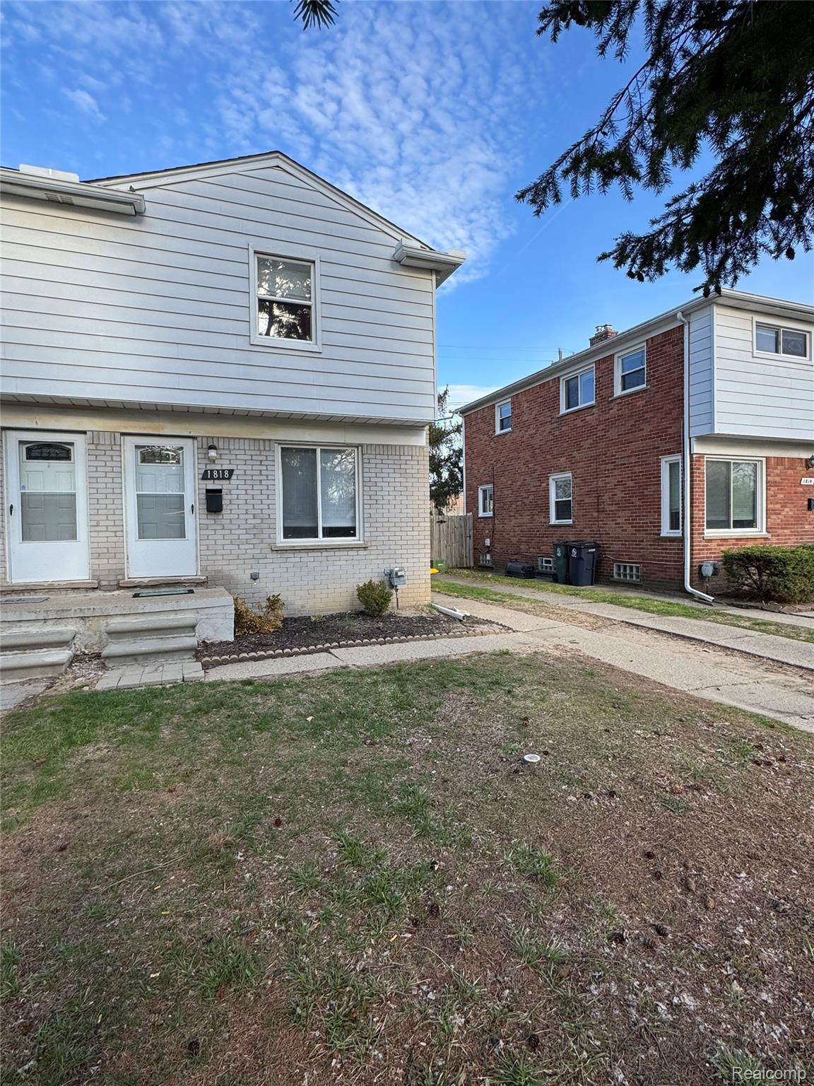 1818 N Center Street Property Photo 2