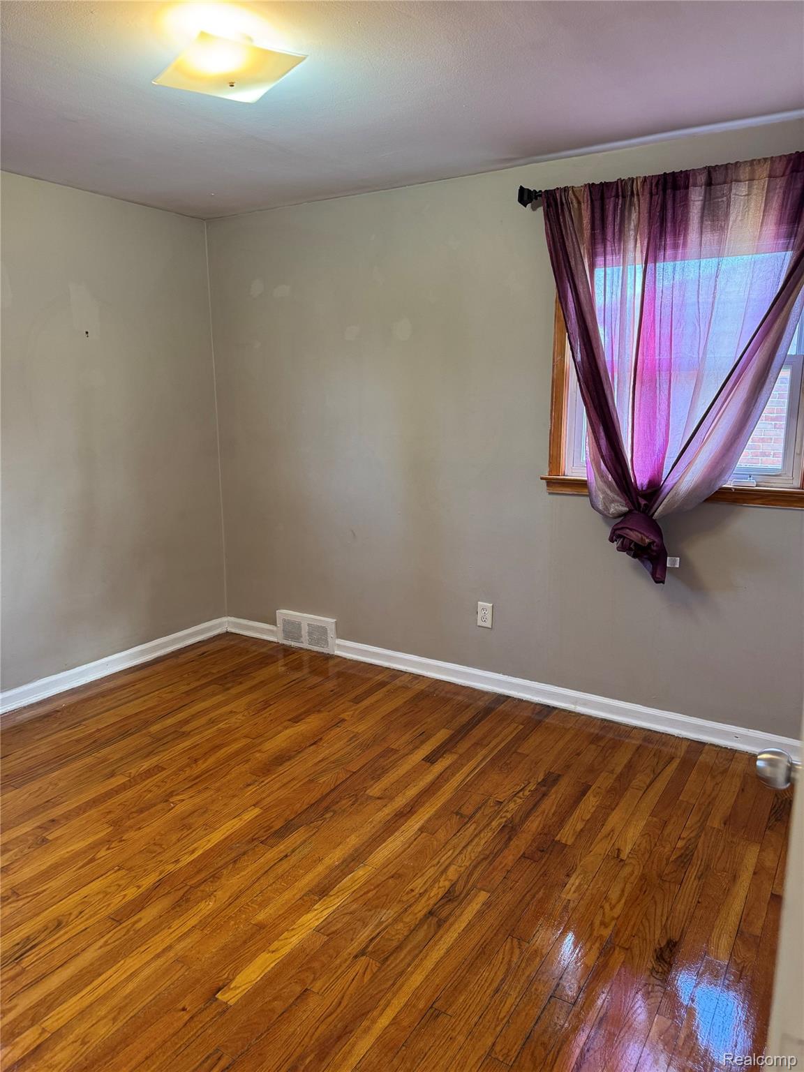 1818 N Center Street Property Photo 5