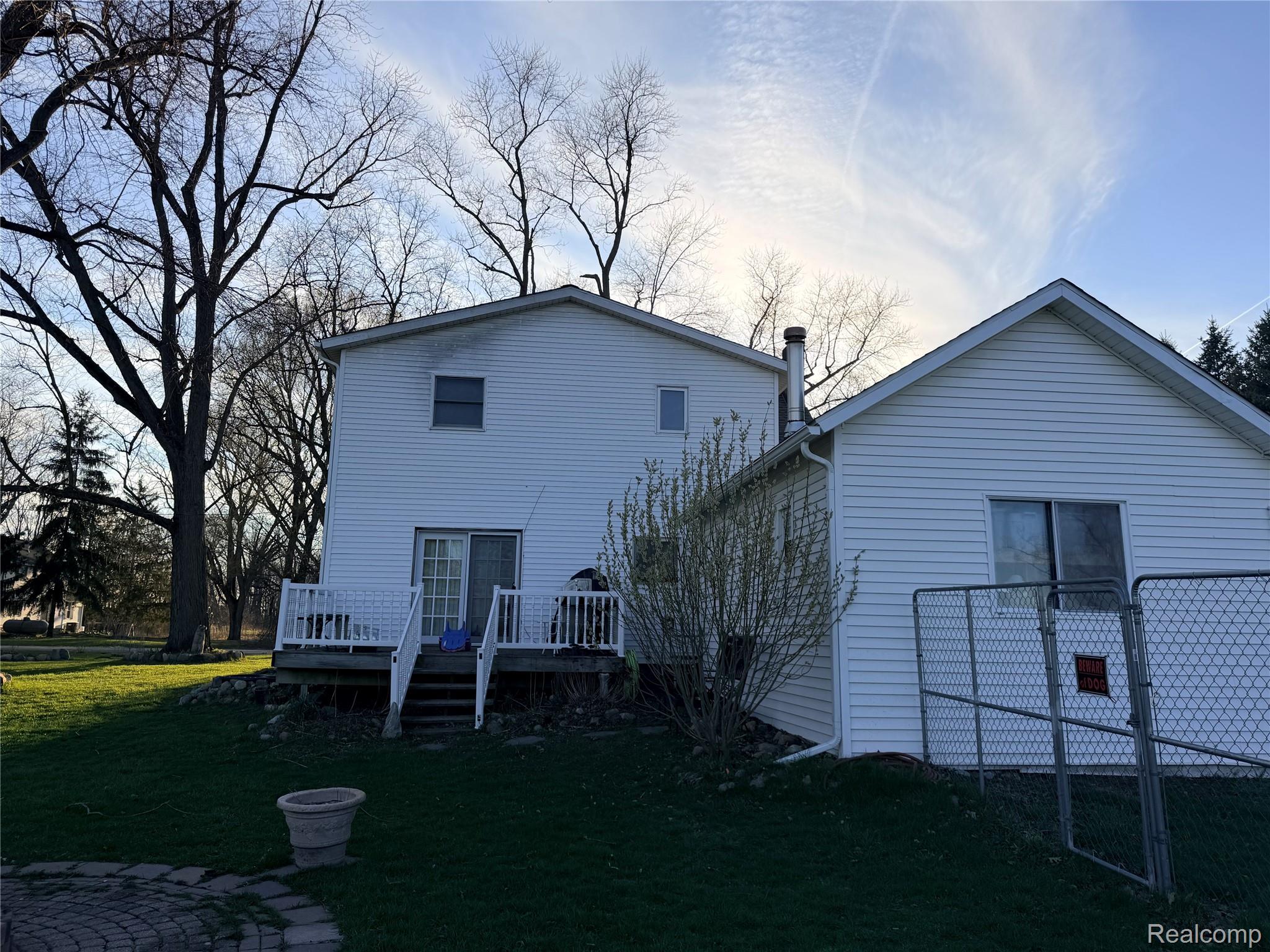 6038 Byron Road Property Photo 6
