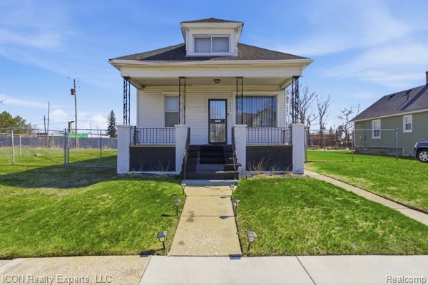 13540 Moran Street Property Photo 1