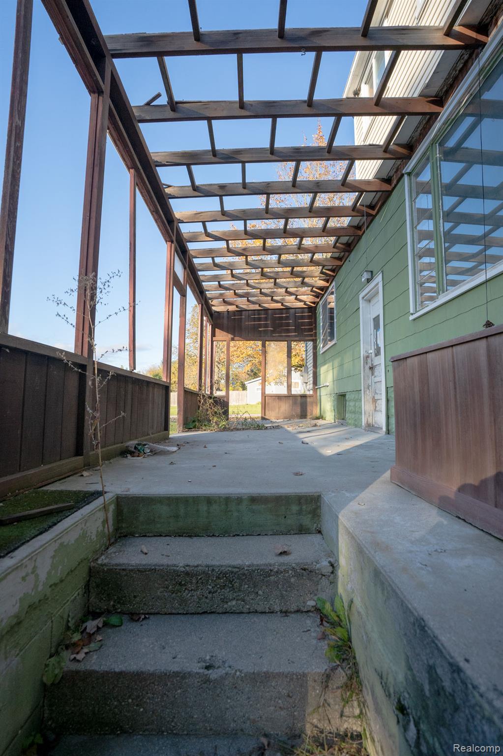 200 North Street Property Photo 13