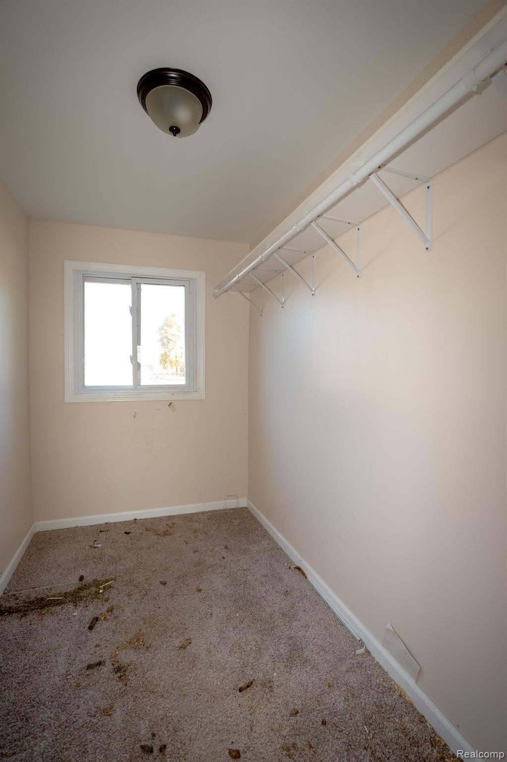 200 North Street Property Photo 24
