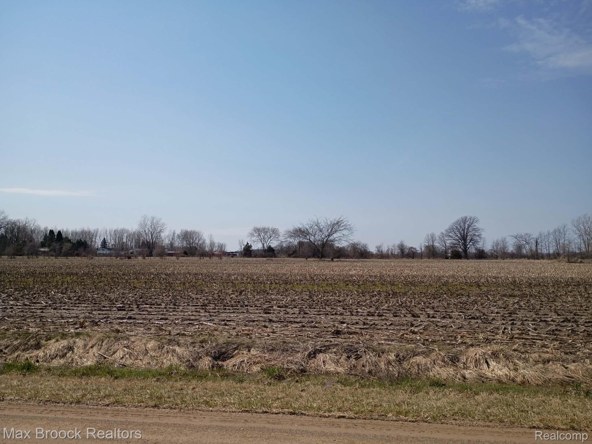 000 Reed Road Property Photo 2