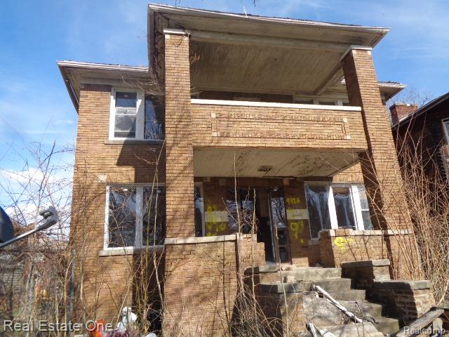 9928 Belleterre Street Property Photo 2