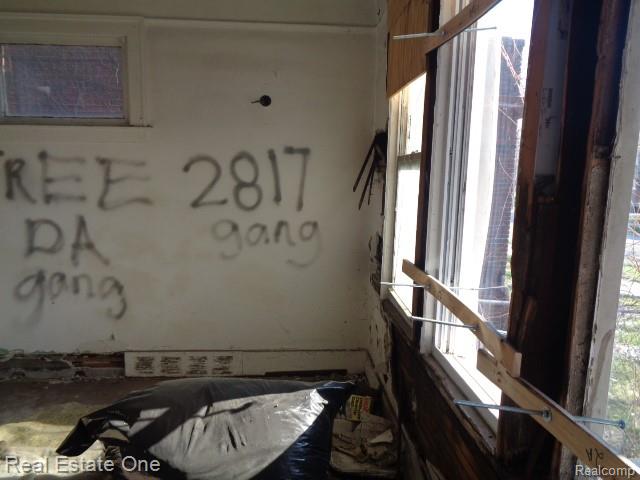 9928 Belleterre Street Property Photo 23