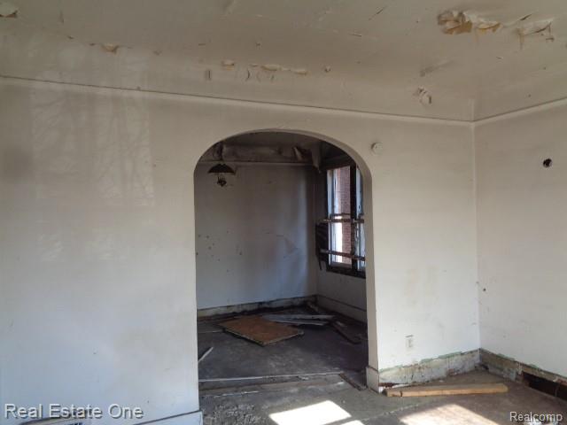 9928 Belleterre Street Property Photo 24