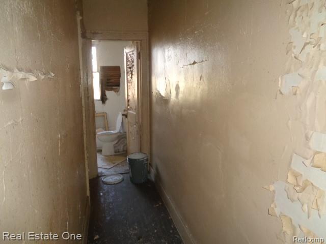 9928 Belleterre Street Property Photo 33