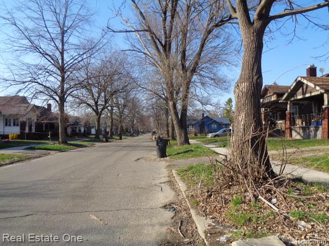 9928 Belleterre Street Property Photo 36