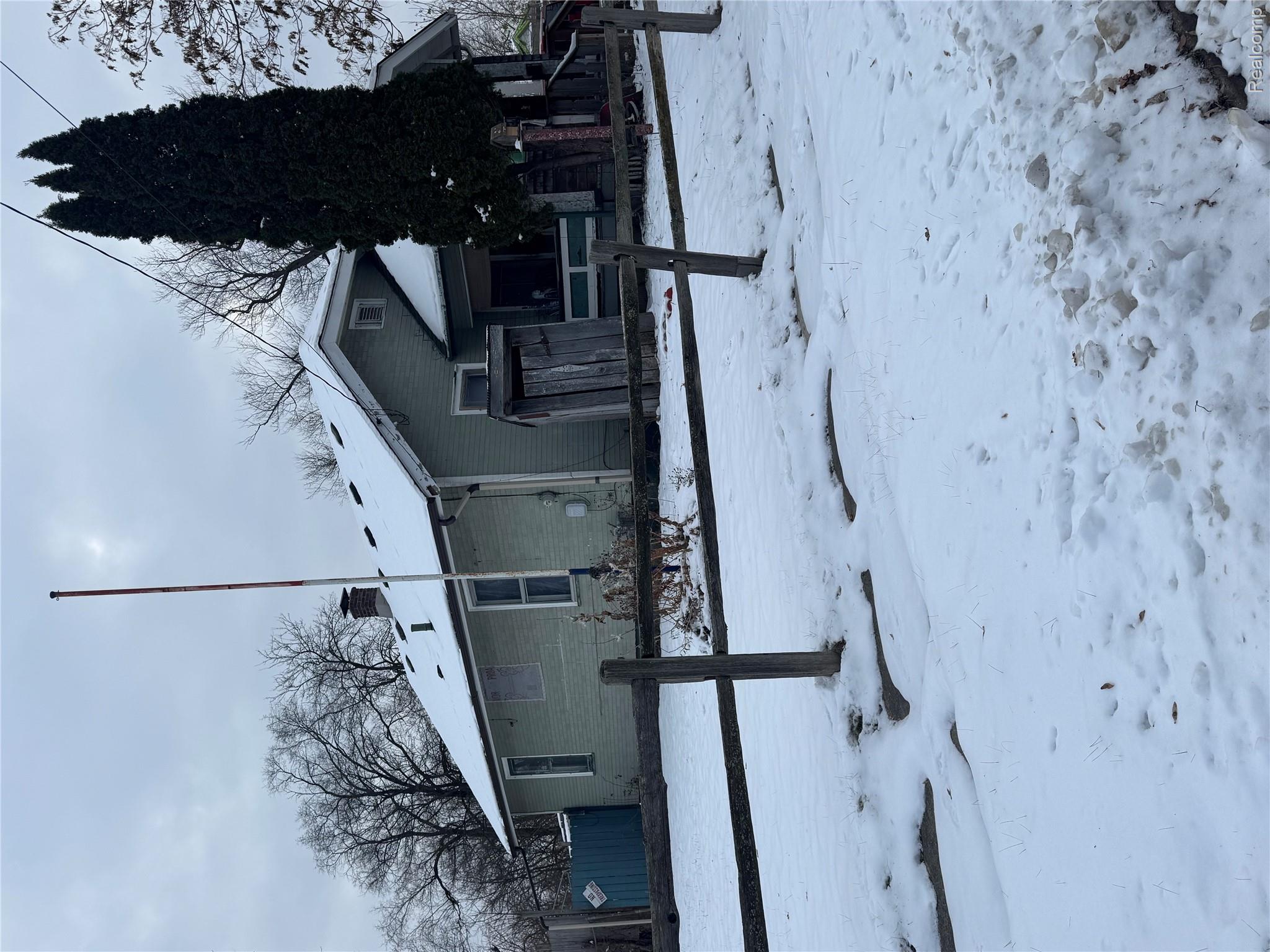 1422 Leith Street Property Photo 1