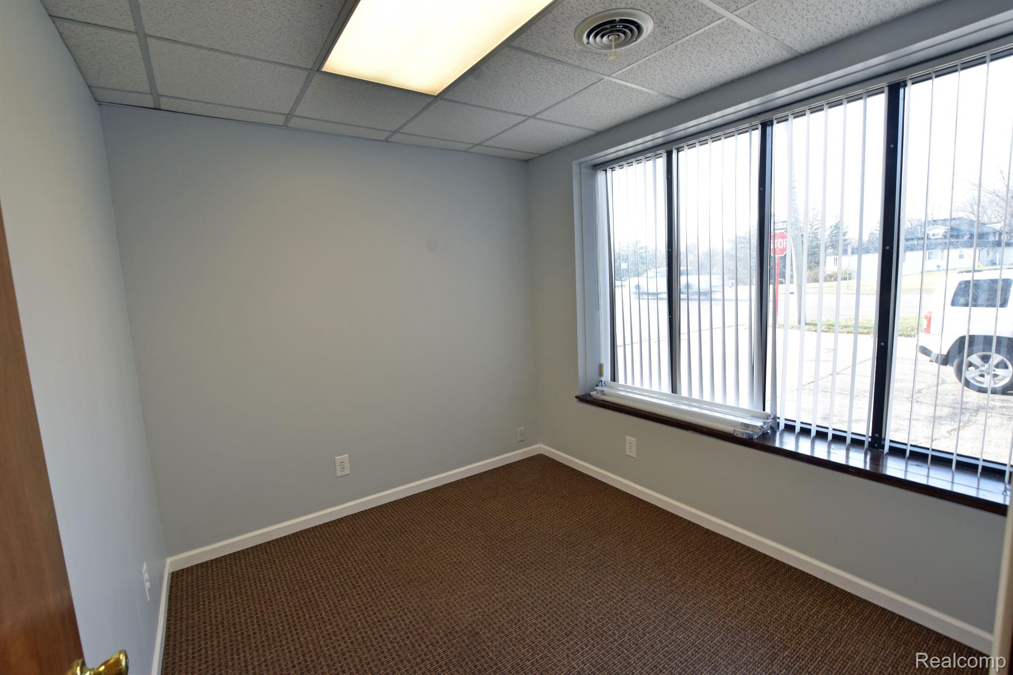 311 Southbound Gratiot Avenue Suite 