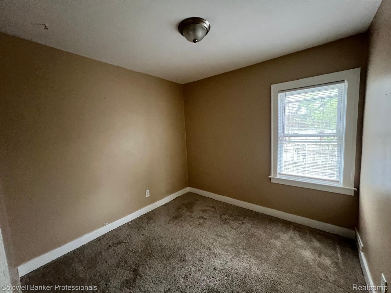 8080 Penrod Street Property Photo 8
