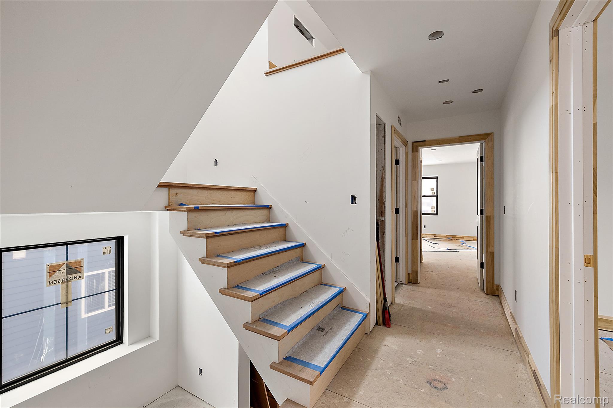 1368 Bennaville Avenue Property Photo 18
