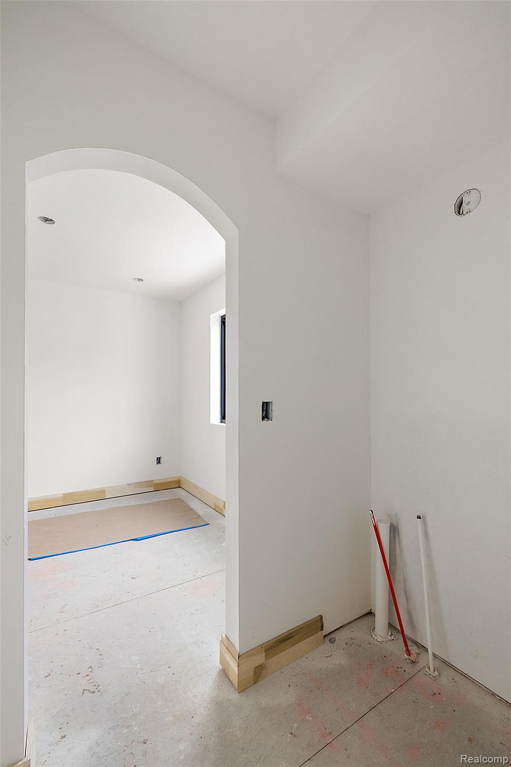 1368 Bennaville Avenue Property Photo 29