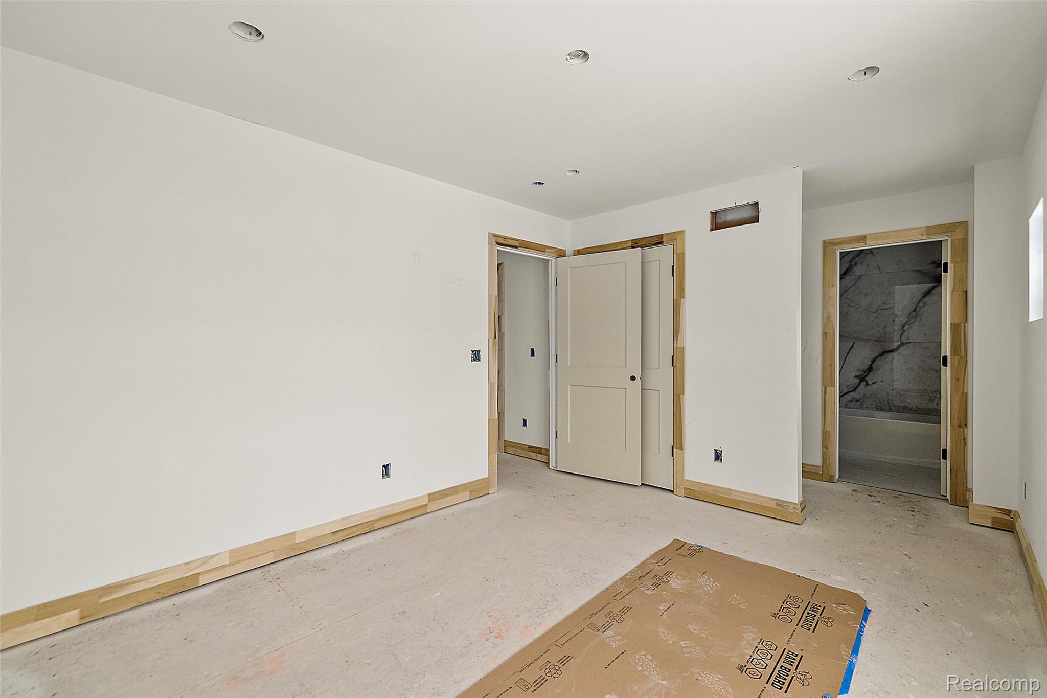 1368 Bennaville Avenue Property Photo 33