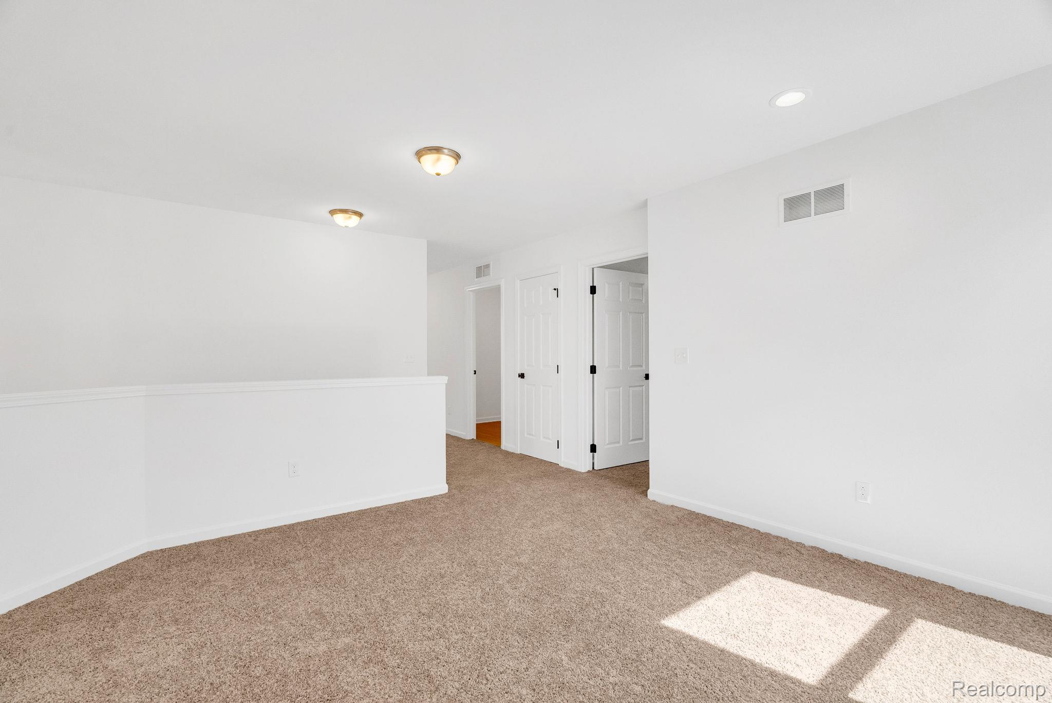 36293 Monroe Property Photo 36
