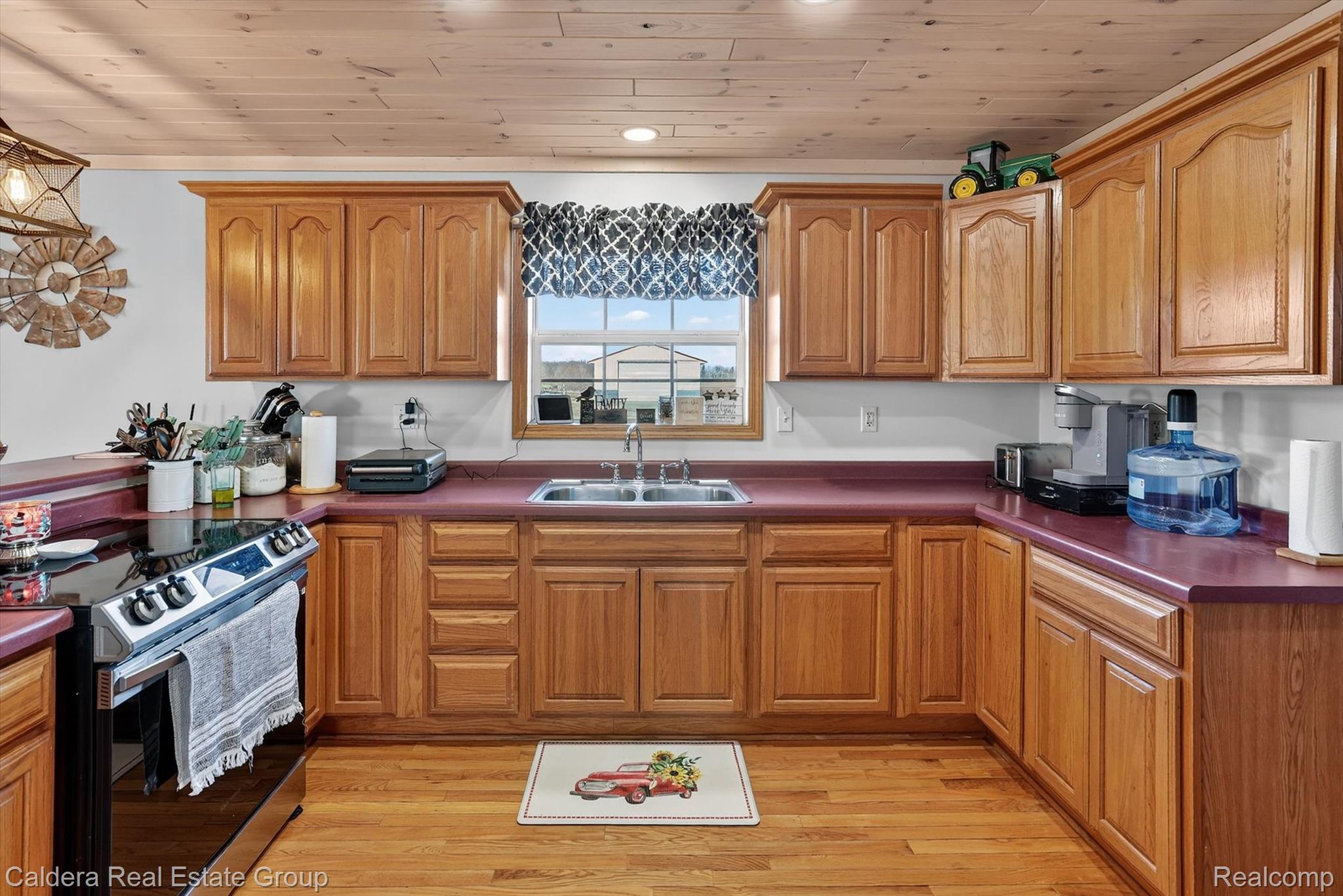1137 Crawford Road Property Photo 7