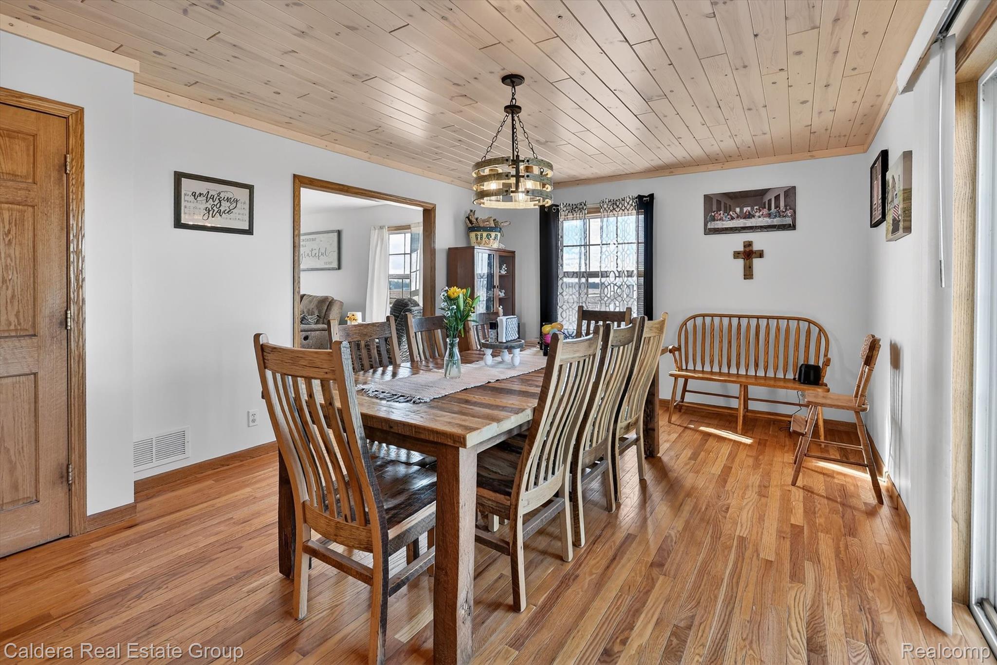 1137 Crawford Road Property Photo 10