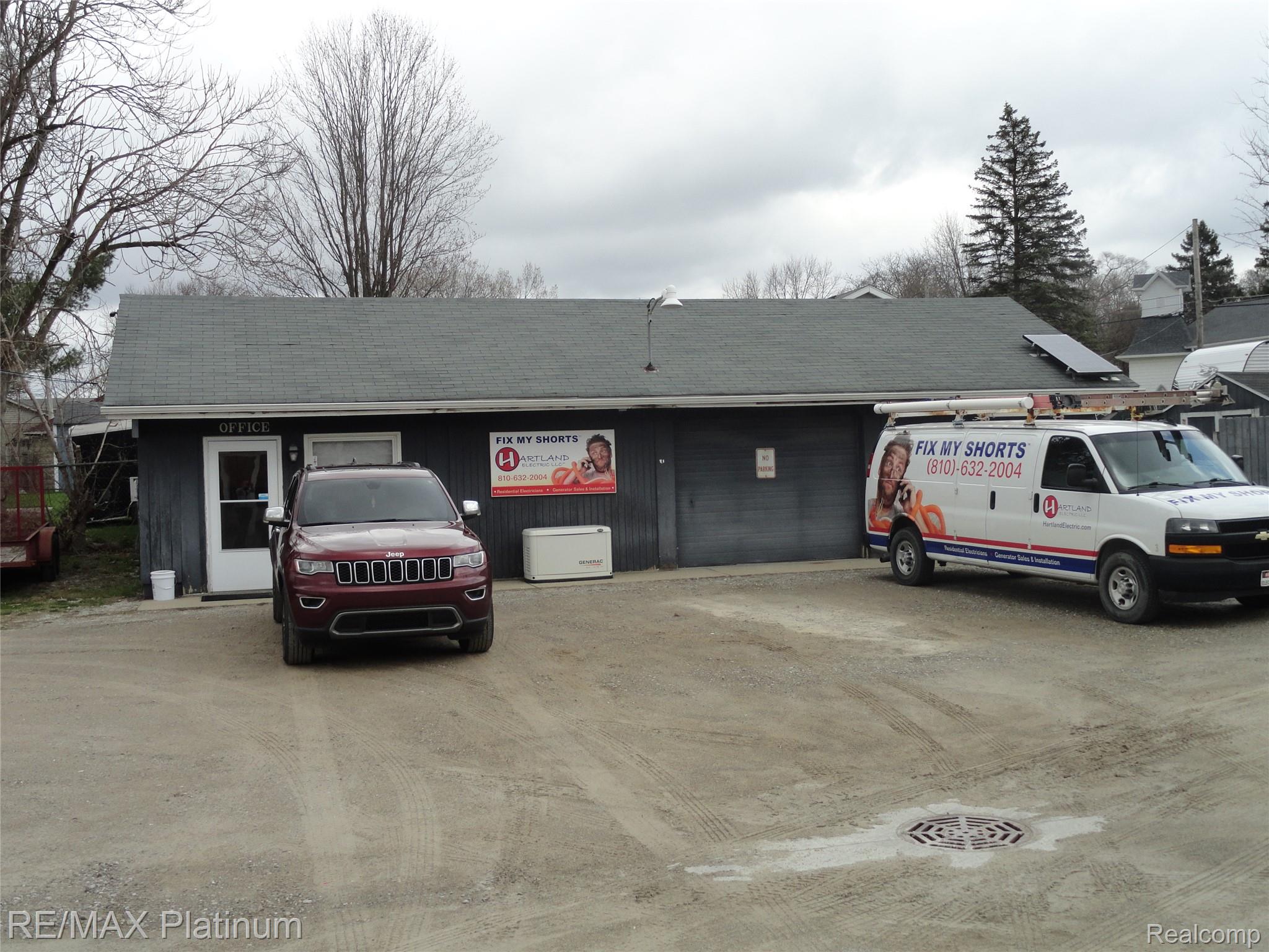 3552 Avon Street Property Photo 6