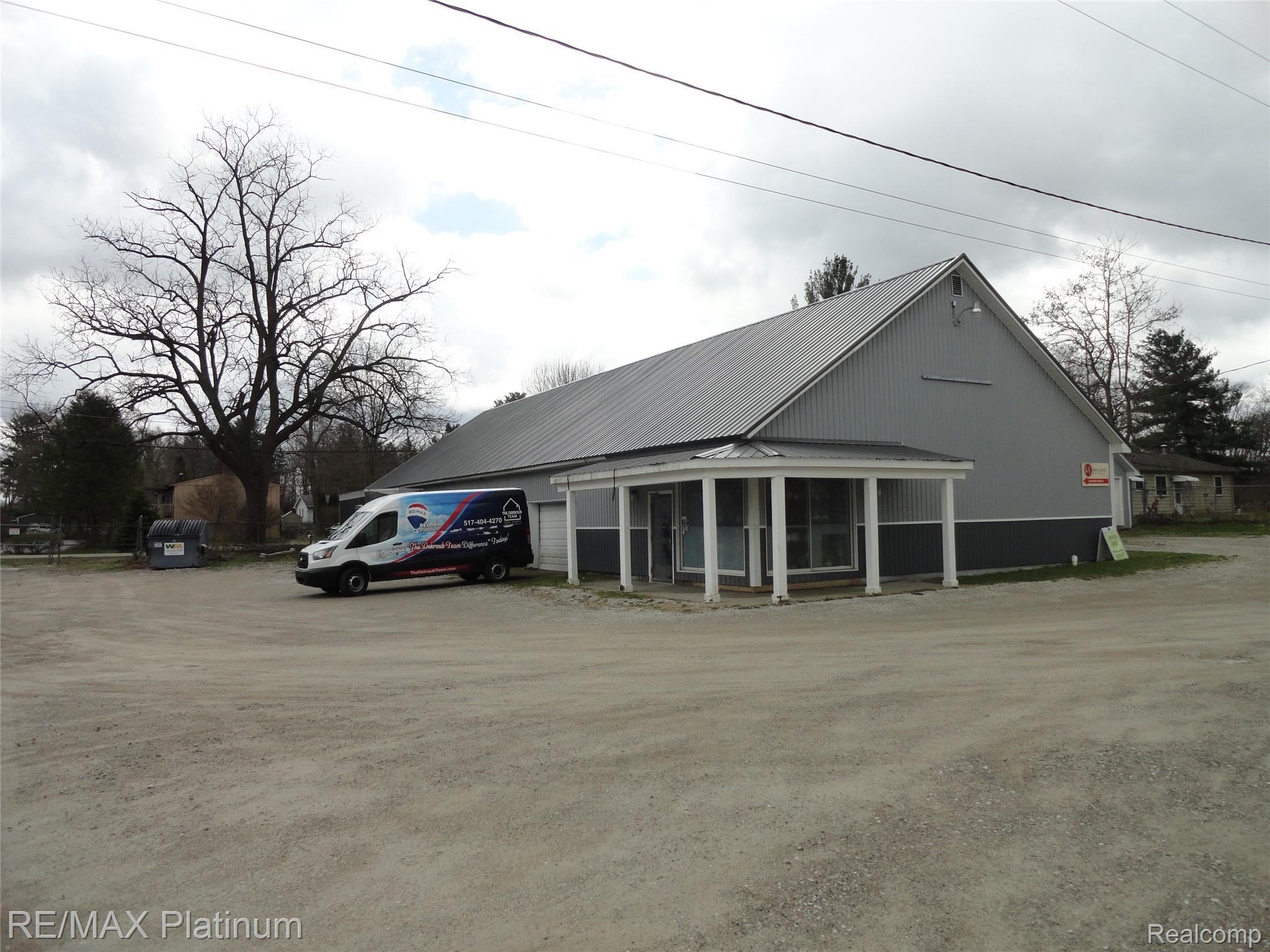 3552 Avon Street Property Photo 8