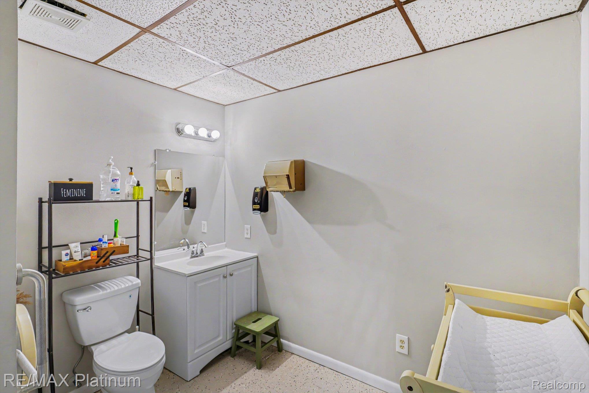 3552 Avon Street Property Photo 31