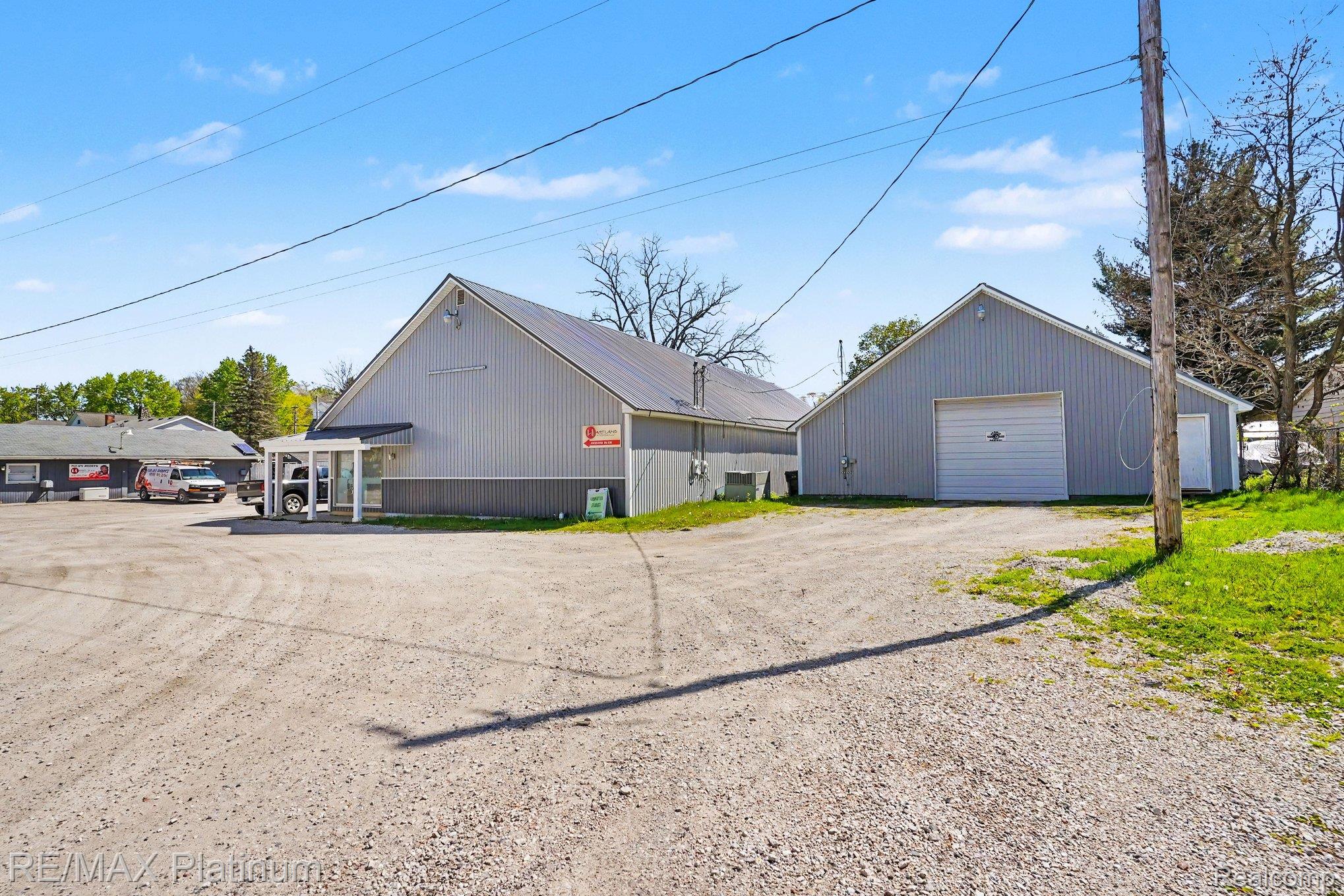 3552 Avon Street Property Photo 36