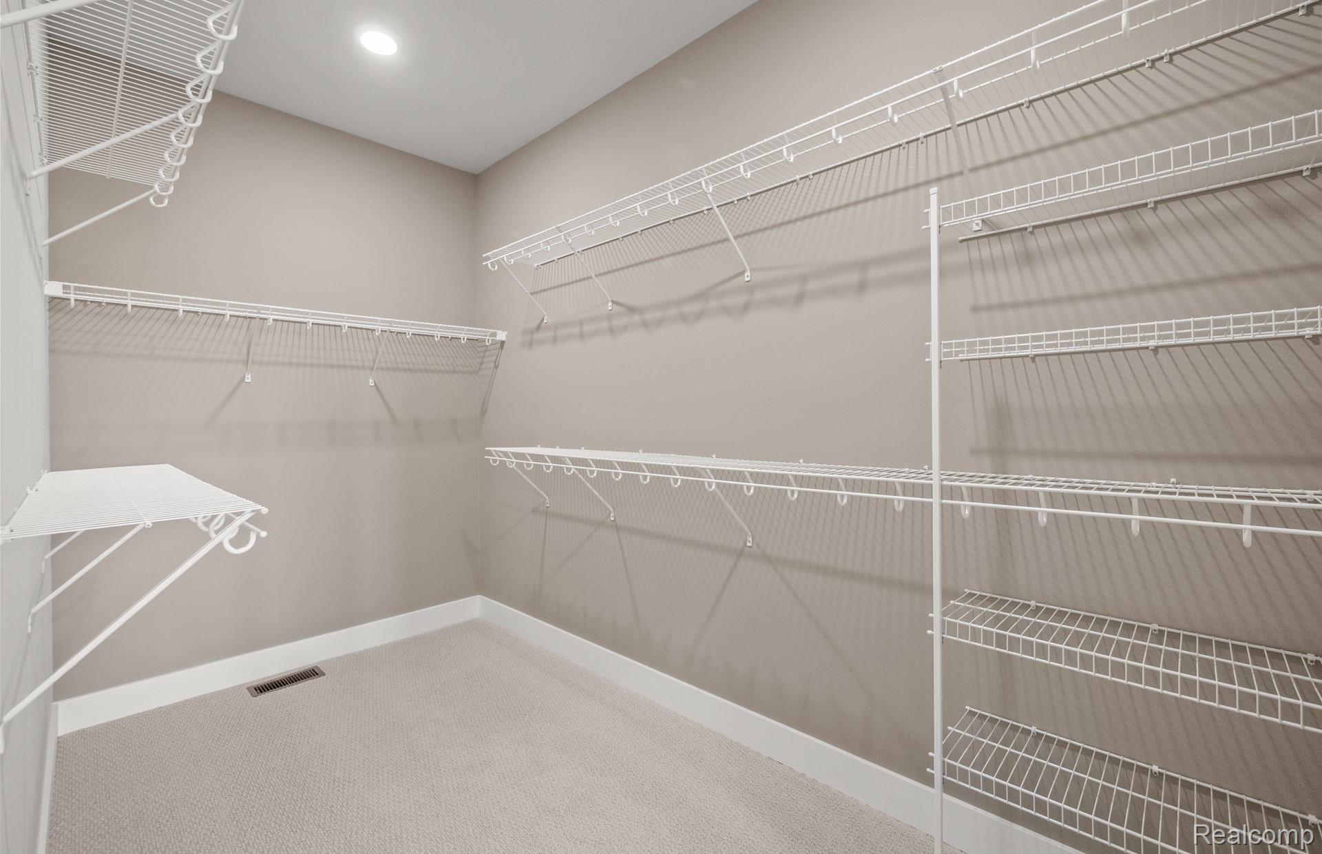 868 Kelpie Drive Property Photo 16