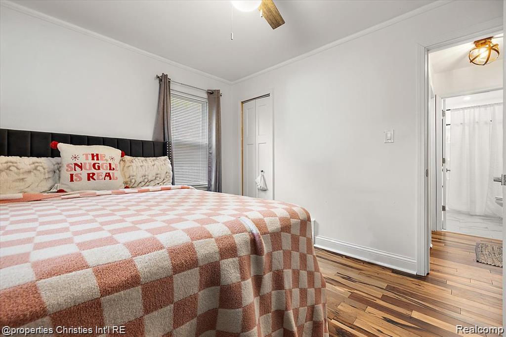 9288 Camley Street Property Photo 10