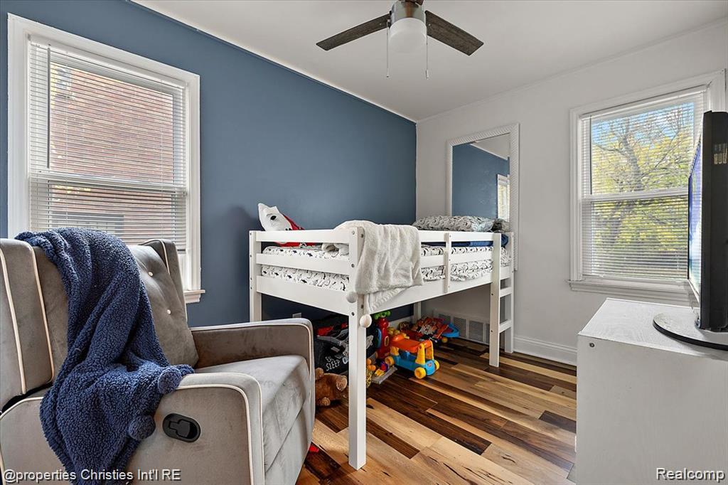 9288 Camley Street Property Photo 12