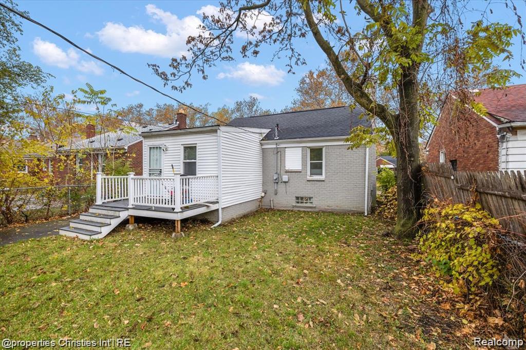 9288 Camley Street Property Photo 19