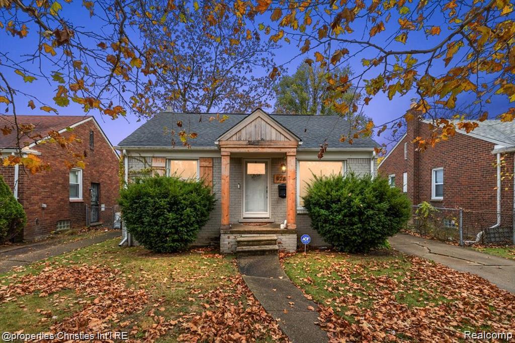 9288 Camley Street Property Photo 20
