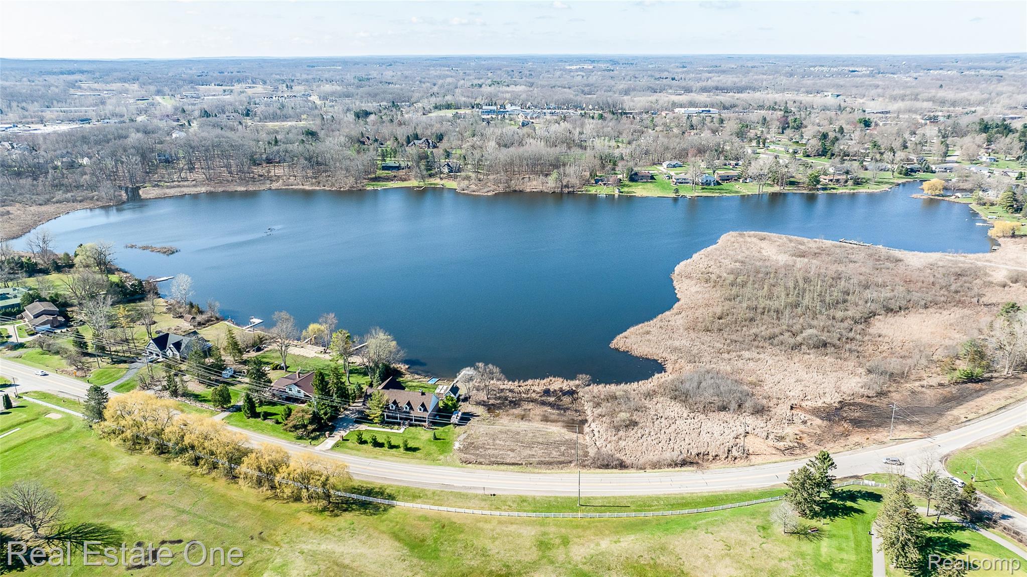 V/l Golf Club Property Photo 11