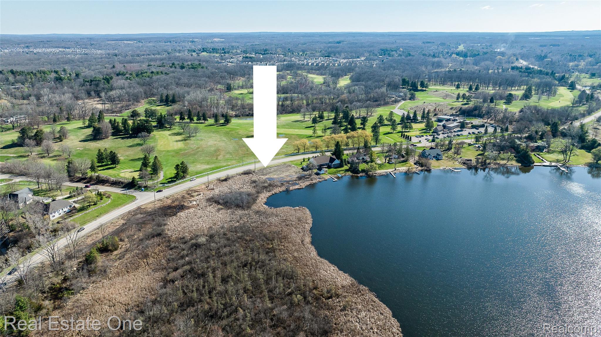 V/l Golf Club Property Photo 15