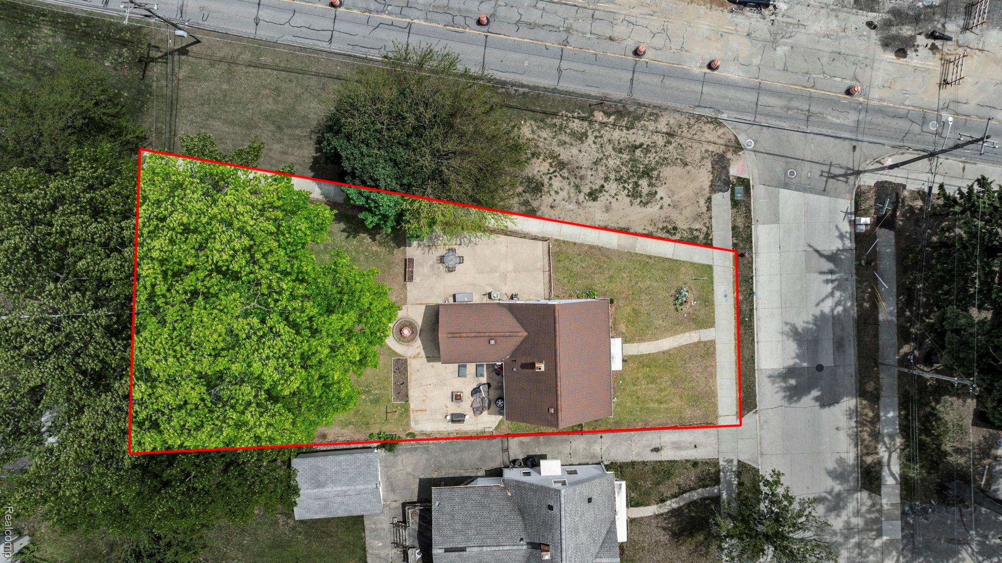527 E Sunnybrook Drive Property Photo 46