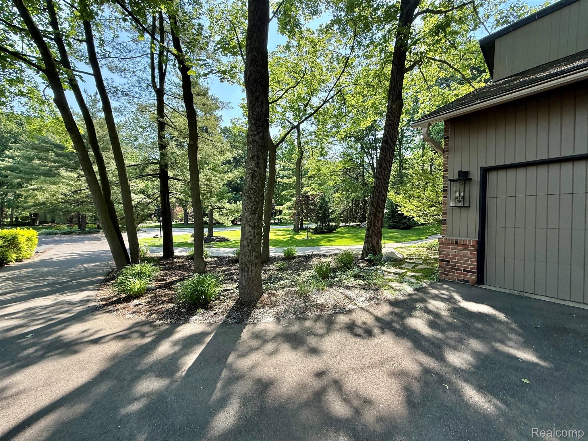 275 Pine Ridge Drive Property Photo 39
