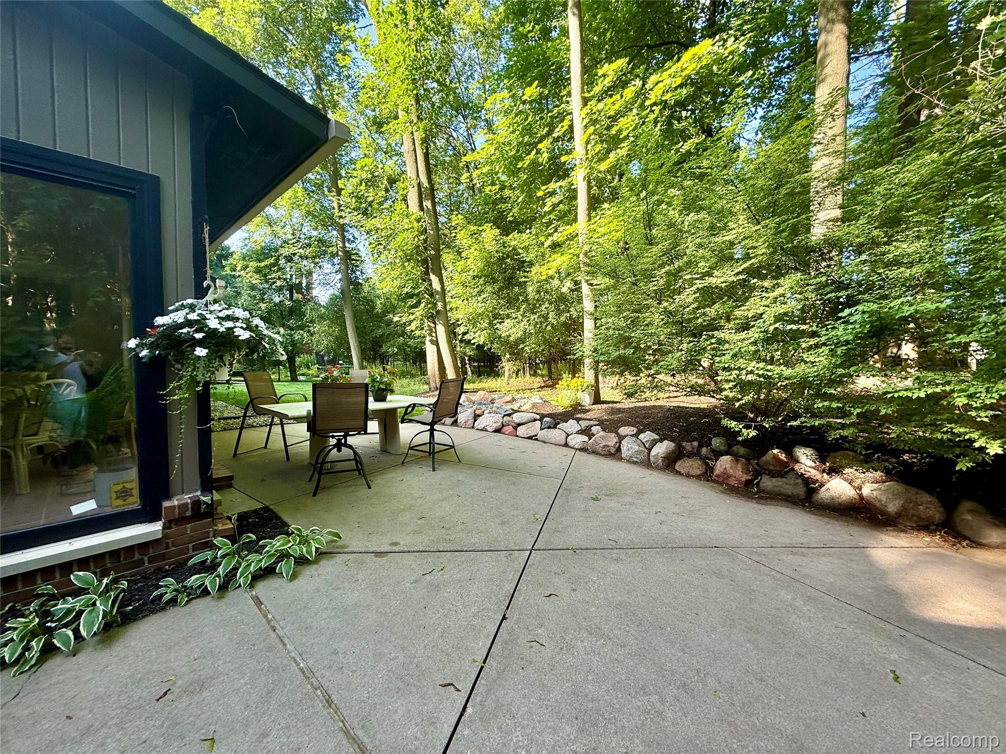 275 Pine Ridge Drive Property Photo 41