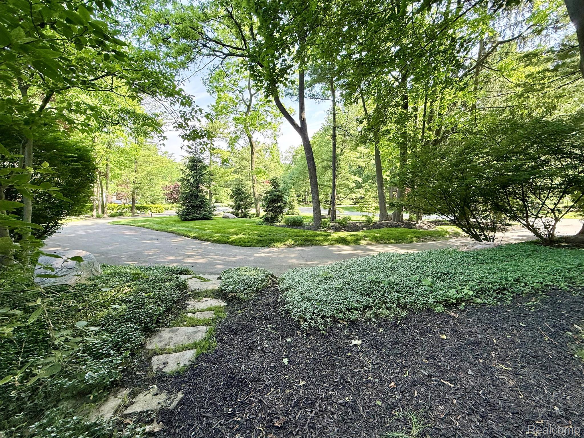 275 Pine Ridge Drive Property Photo 48