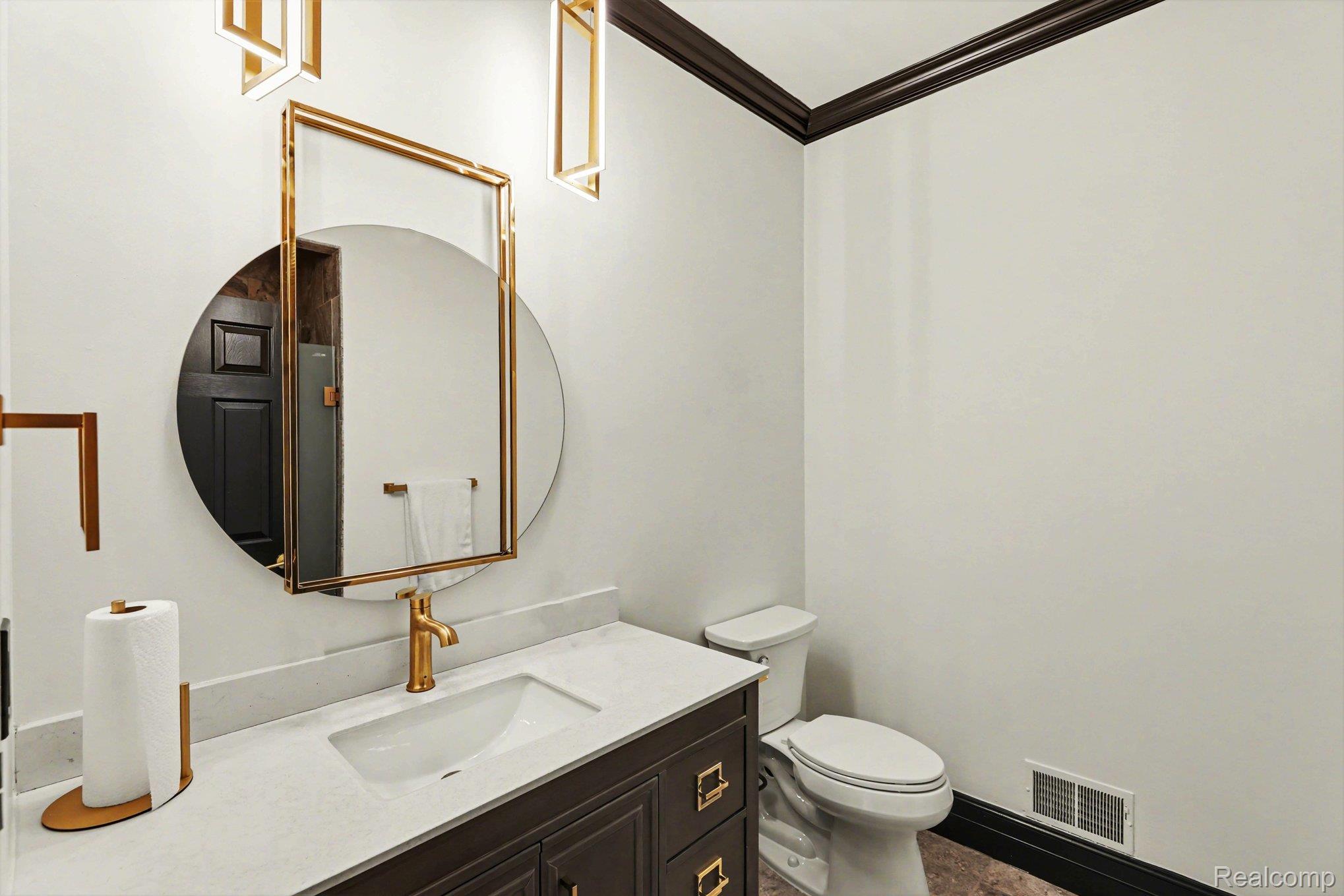 6986 Montgomery Drive Property Photo 22